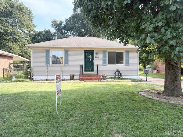554 Mildred AVE, Wood River, IL 62095