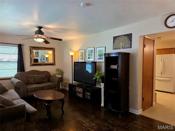 19 E 11th ST, Washington, MO 63090