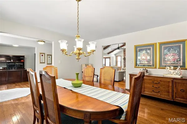 4550 Mattis RD, Mehlville, MO 63128