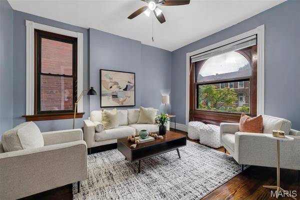 3420 Nebraska AVE, St Louis, MO 63118