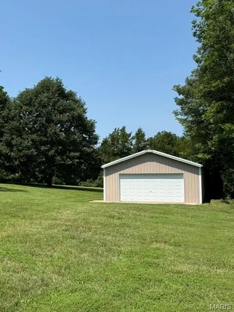 1255 Canepa RD, Festus, MO 63028