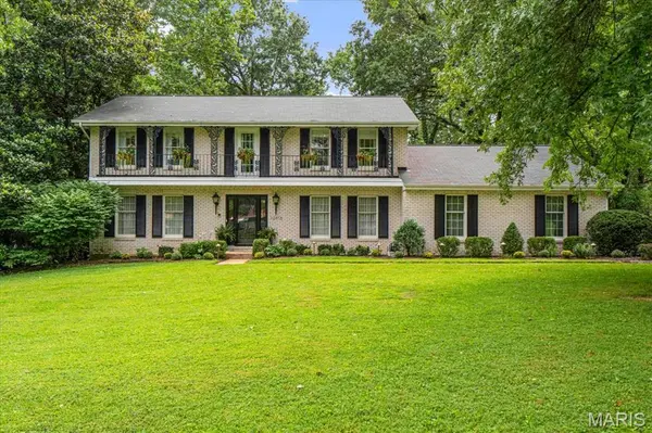 12416 Balwyck LN, Des Peres, MO 63131