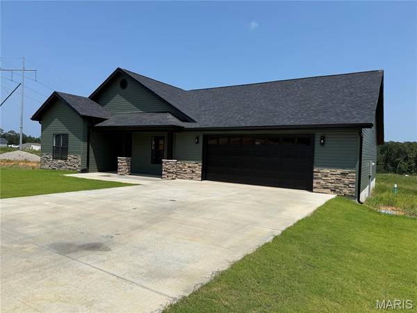 326 Kearbey DR, Poplar Bluff, MO 63901