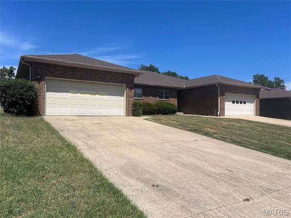 509-511 ZACHERY, Lebanon, MO 65536