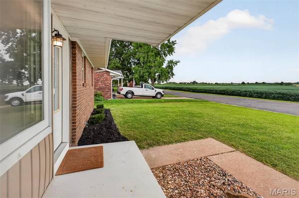 171 N Nike ST, Hecker, IL 62248