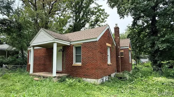 10151 Clairmont DR, Riverview, MO 63136