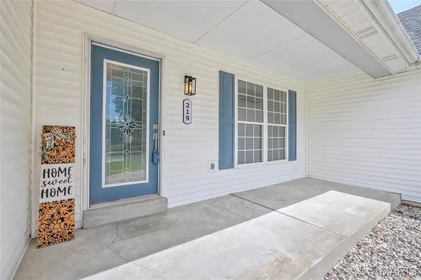 219 Waterford Crossing DR, Dardenne Prairie, MO 63368