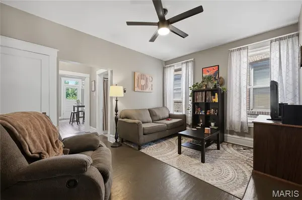 5244 Neosho ST, St Louis, MO 63109