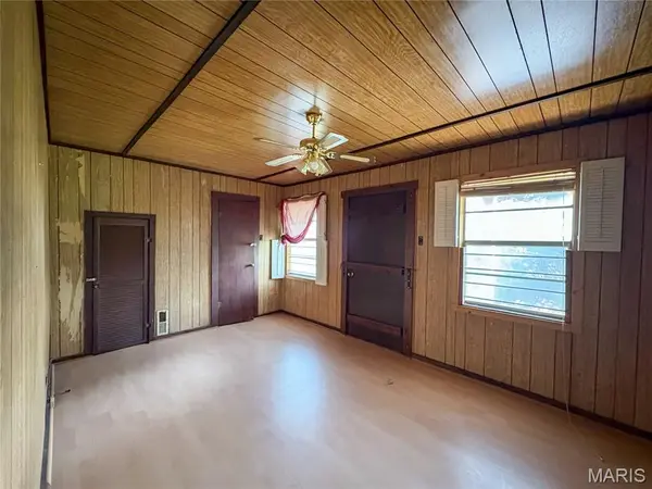5945 County Road 629, Broseley, MO 63932