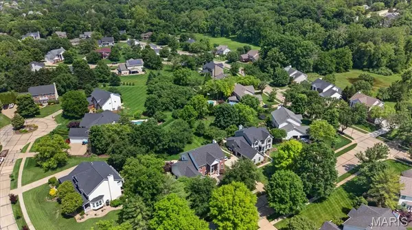17821 Wilderness Cliff CT, Wildwood, MO 63005