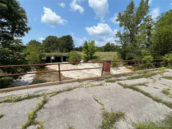 8.33 acres m/l on Hwy WW, Eolia, MO 63344