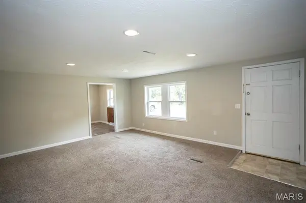 21065 Highway Y, St Robert, MO 65584
