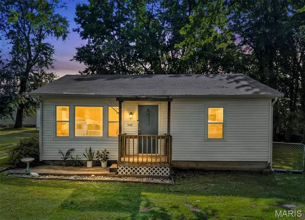 546 Chestnut ST, Hawk Point, MO 63349
