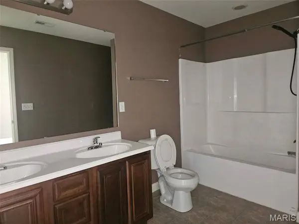 107 Pioneer CT, Waynesville, MO 65583