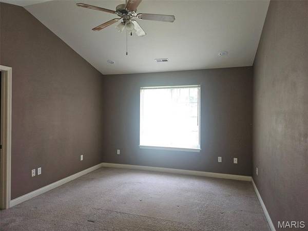 107 Pioneer CT, Waynesville, MO 65583