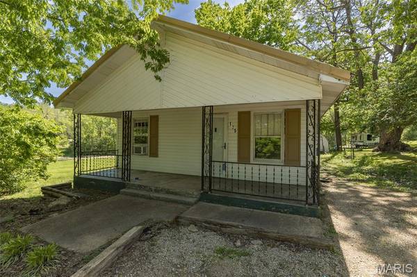 105 S Shaw ST, Park Hills, MO 63601