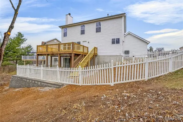 10 Caleb CIR, Arnold, MO 63010
