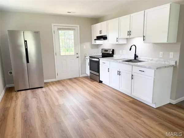 210 W Marvin AVE, Owensville, MO 65066