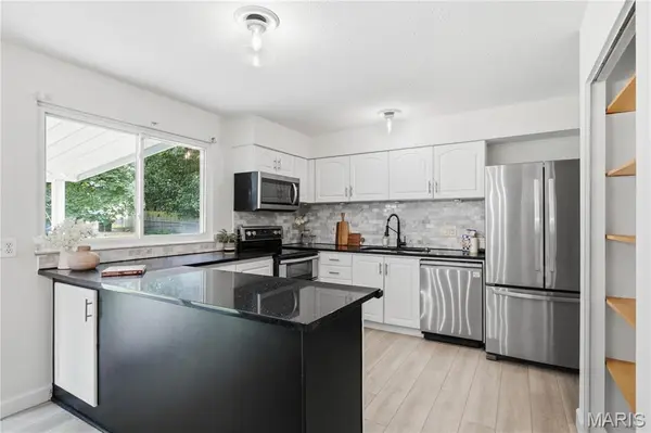 2366 Villager Park CT, Maryland Heights, MO 63043