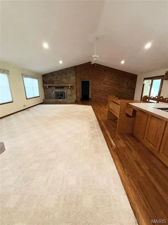 10950 Harris CT, Rolla, MO 65401
