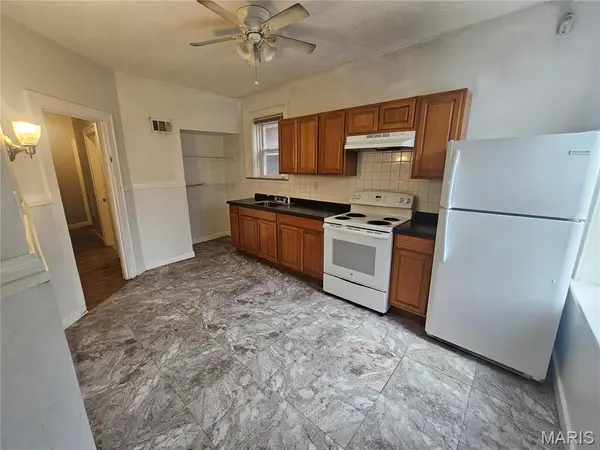 5034 Louisiana AVE #1F, St Louis, MO 63111