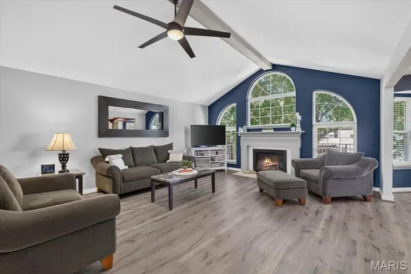 3188 Moss Pointe DR, St Charles, MO 63303