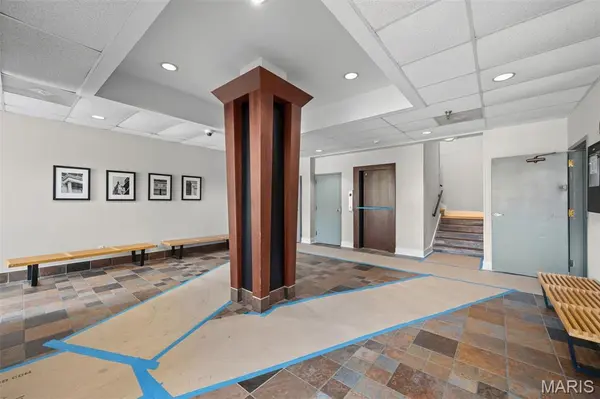 5630 Pershing AVE #27, St Louis, MO 63112