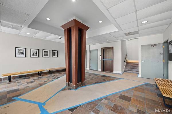 5630 Pershing AVE #27, St Louis, MO 63112