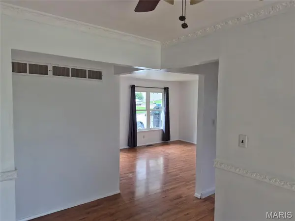 2358 Summit DR, Arnold, MO 63010