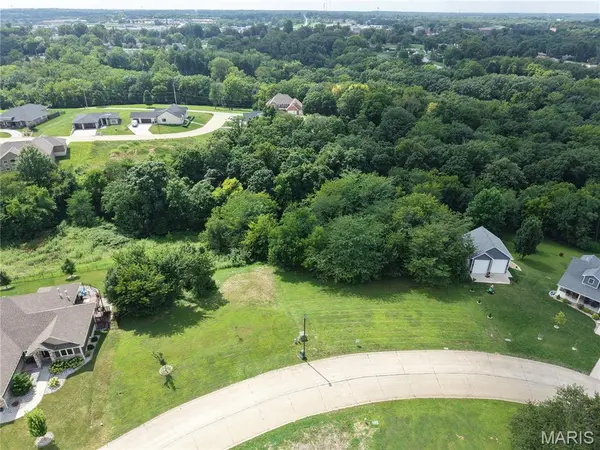 43 Gala DR, Hannibal, MO 63401