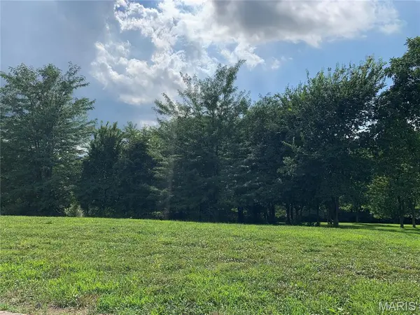 43 Gala DR, Hannibal, MO 63401