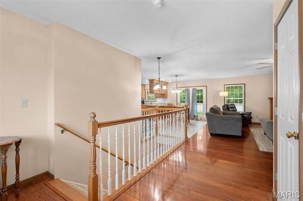 426 Windy Hills DR, Washington, MO 63090