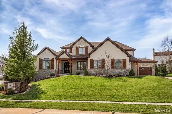 12854 Goodson RD, St Louis, MO 63131