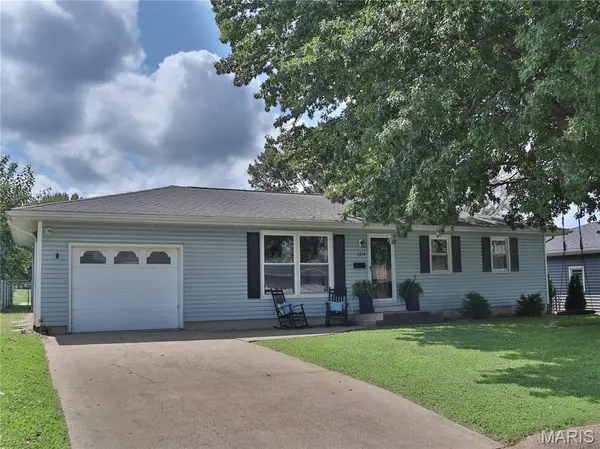 1214 Easy ST, Palmyra, MO 63461