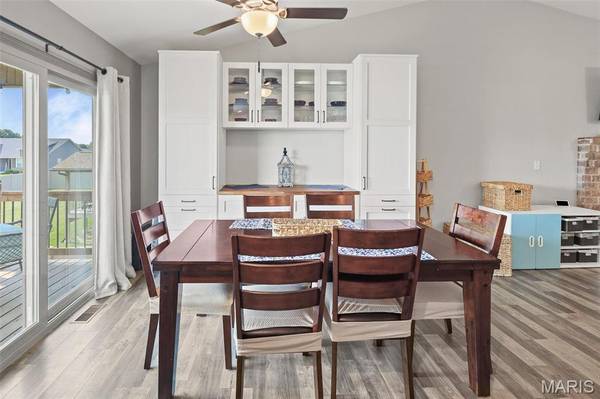 607 W 5th ST, St Jacob, IL 62281