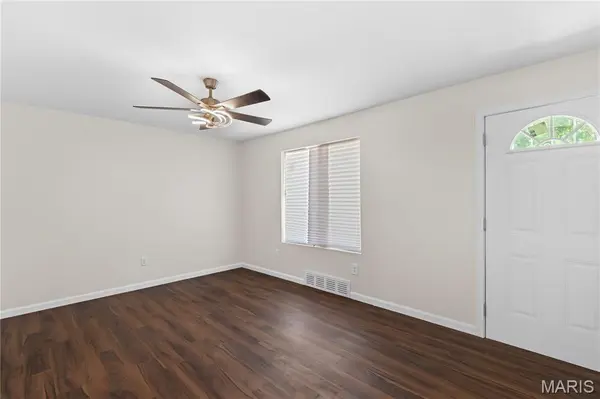 2554 Ada AVE, Jennings, MO 63136