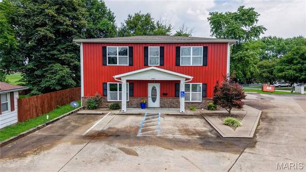 1502 W Jackson BLVD, Jackson, MO 63755