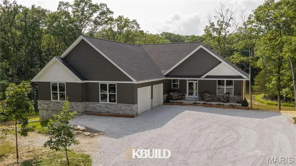 1077 Bell RD, Wright City, MO 63390