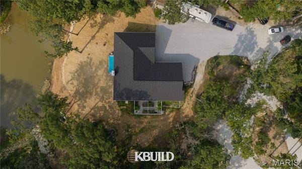 1077 Bell RD, Wright City, MO 63390