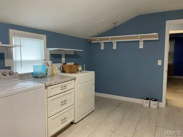 1333 State Highway 73, Macks Creek, MO 65786