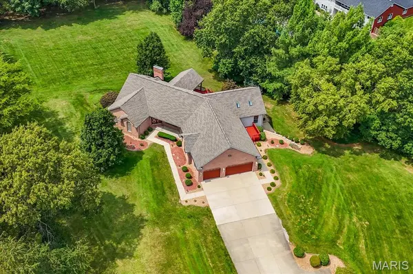 160 O'Fallon Troy RD, O'fallon, IL 62269