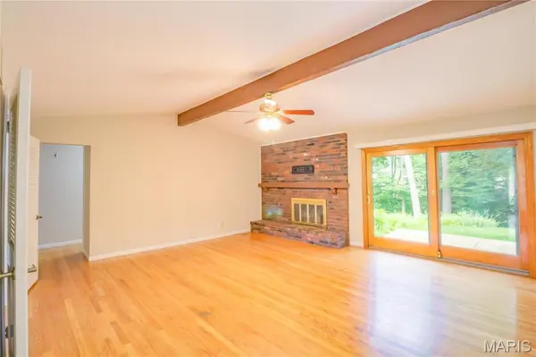 395 Statesman CT, Chesterfield, MO 63017