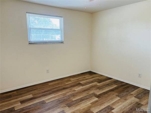1007 W Corbin, Bethalto, IL 62010