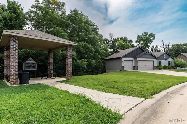 730 Glen Eagle DR, Troy, MO 63379