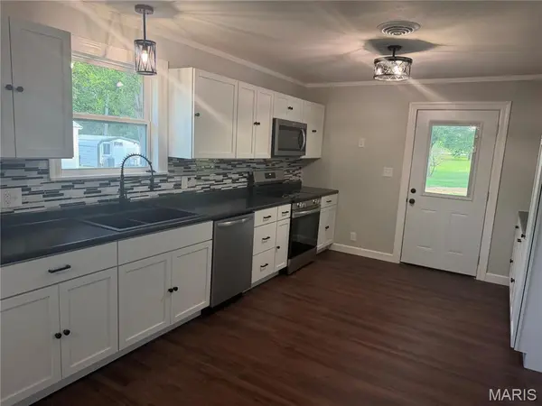 1404 E Ridge RD, Desloge, MO 63601