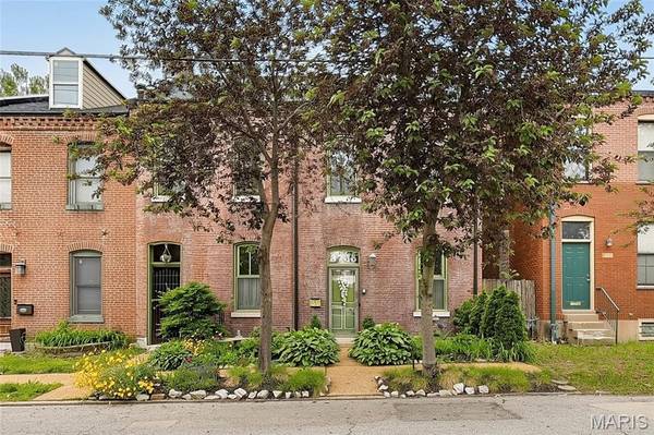 3725 N 20th ST, St Louis, MO 63107