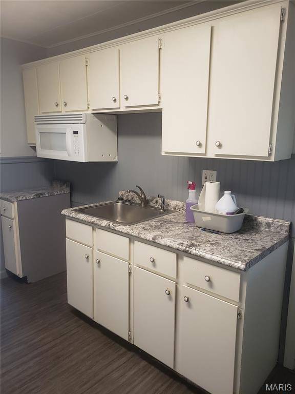 127 4th AVE, Edwardsville, IL 62025