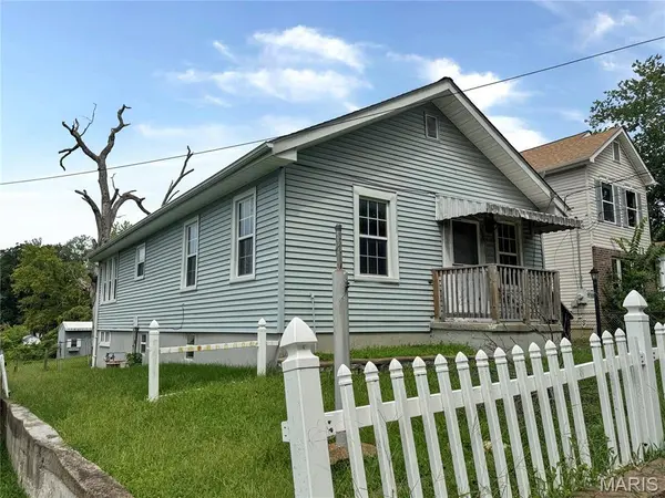 9705 Perrin AVE, Unincorporated, MO 63125