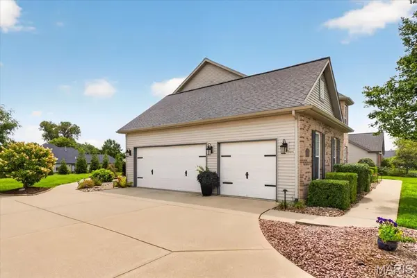 3600 Wood Duck DR, Swansea, IL 62226