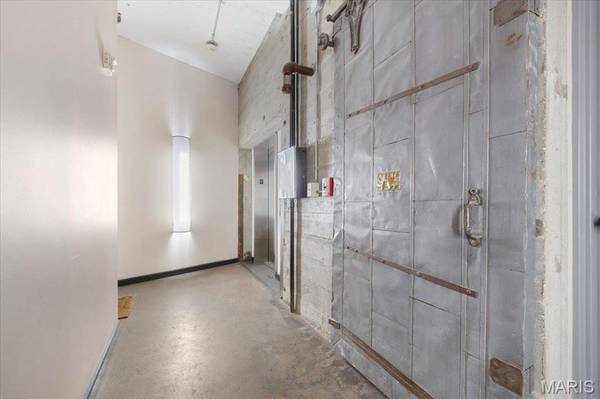 1619 Washington AVE #805, St Louis, MO 63103